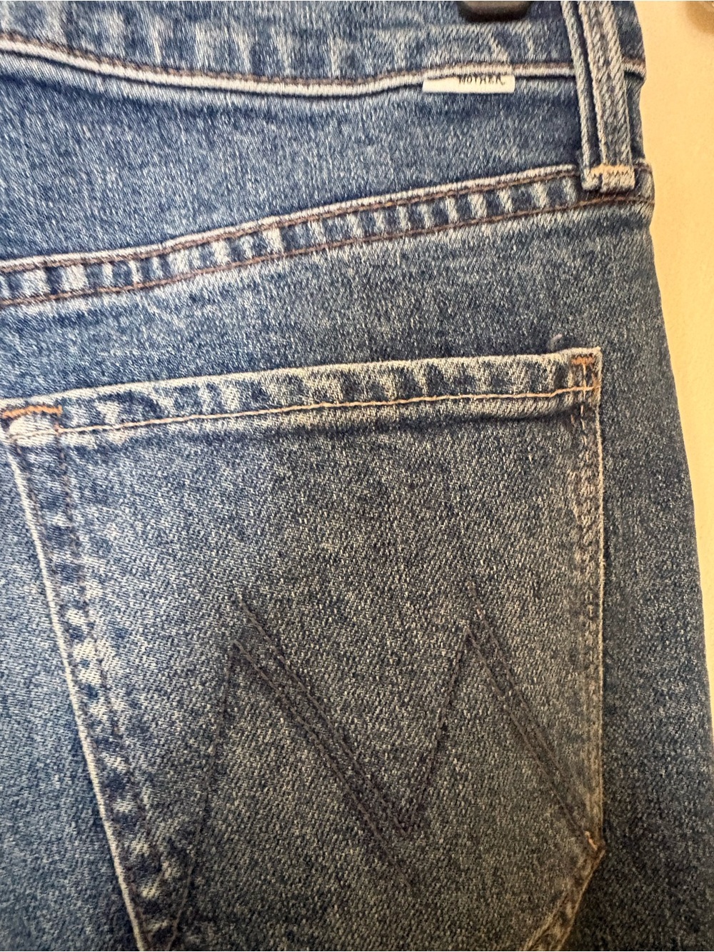 MOTHER The Tomcat Ankle Fray Jeans, size 27 - Picture 8 of 16